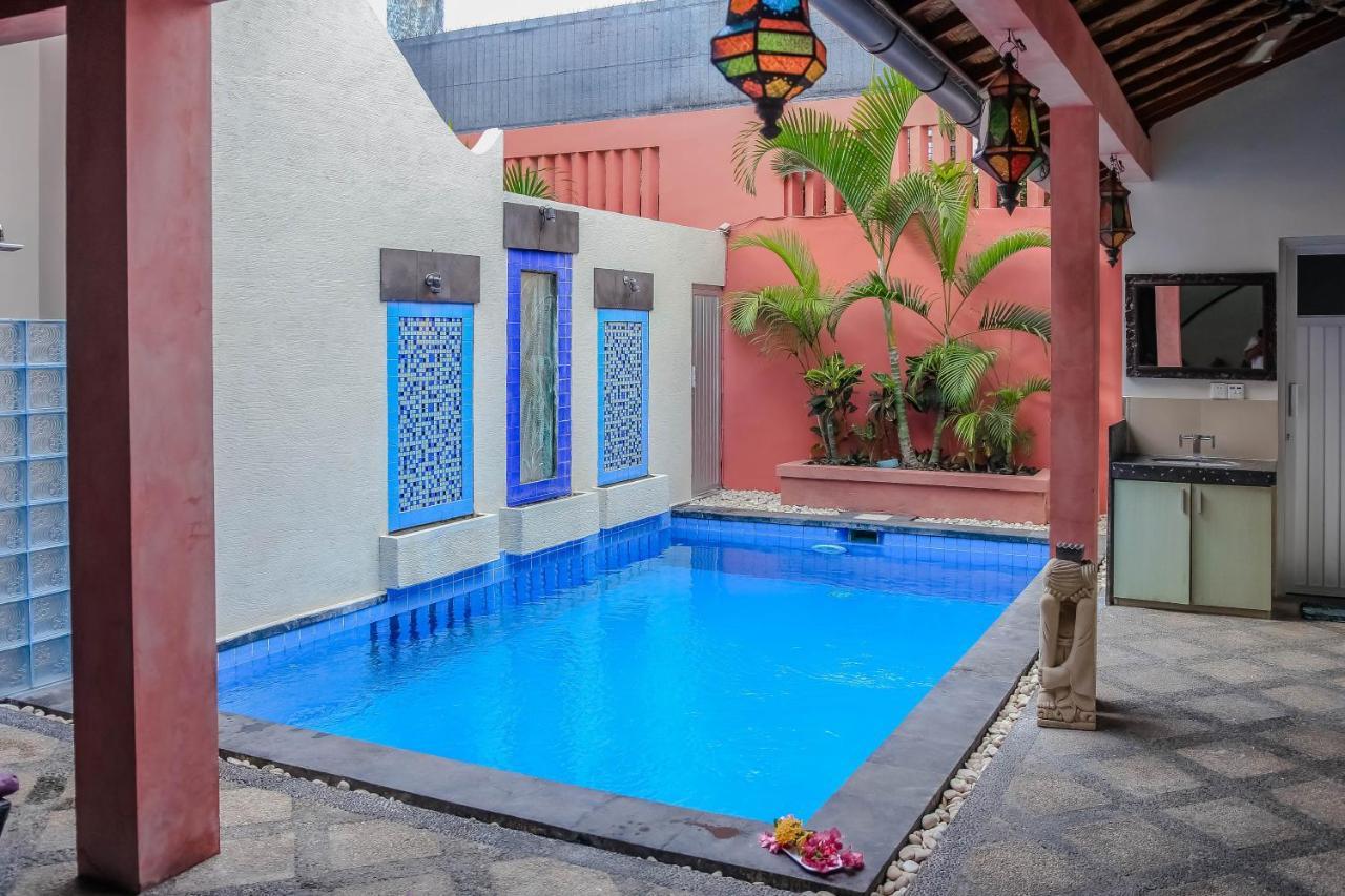 Villa 5 Bedroom - Kuta Regency B8 *
